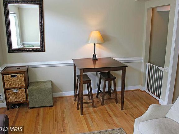 5th image of 566 N Saint Asaph St #566