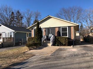 1328 Melrose Ave, Round Lake Beach, IL