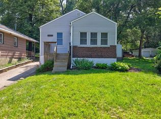 2309 Saylor Rd, Des Moines, IA 50313