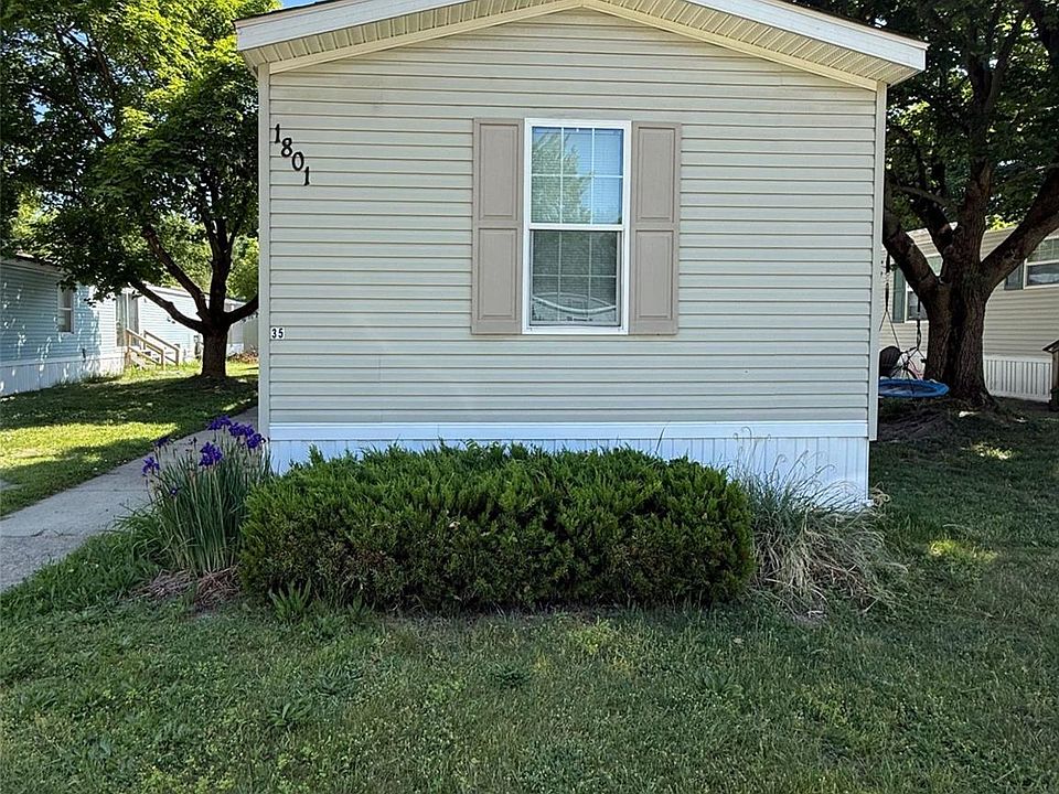 1st image of 1801 Hawk Dr #35