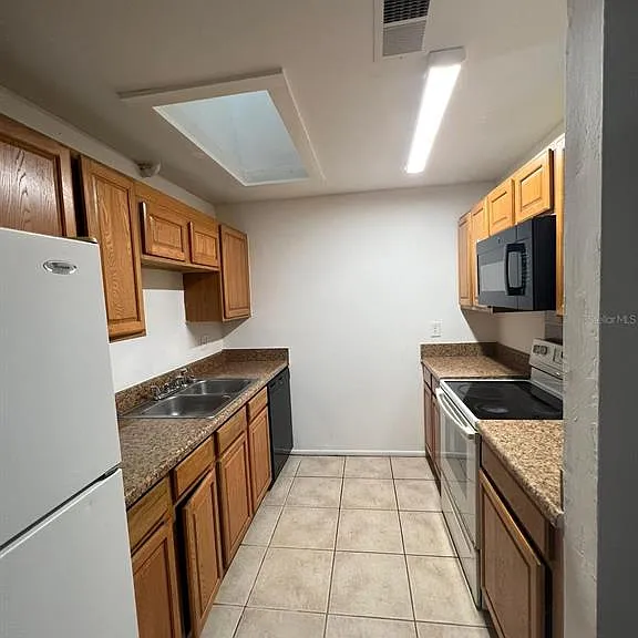 4153 Spitfire Ave — Photo 4
