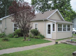 315 W 8th Ave, Monmouth, IL 61462