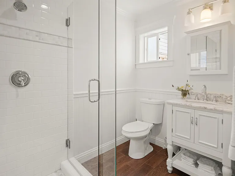 950 Olive Ave — Photo 32