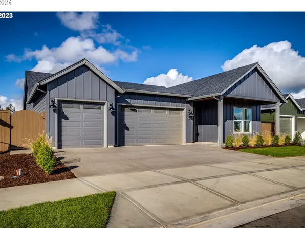 1964 S Fir Loop, Canby, OR 97013