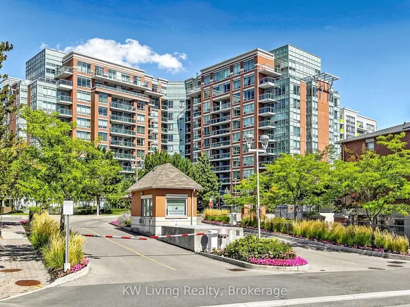 62 Suncrest Blvd #219, Markham, ON L3T 7Y6