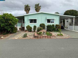 27 Surf Dr, Pittsburg, CA
