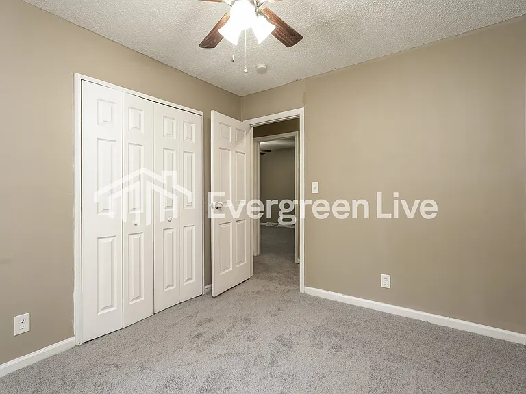 3771 Spaulding Dr — Photo 5