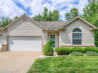 3531 Applewood Ln, Grand Blanc, MI 48439