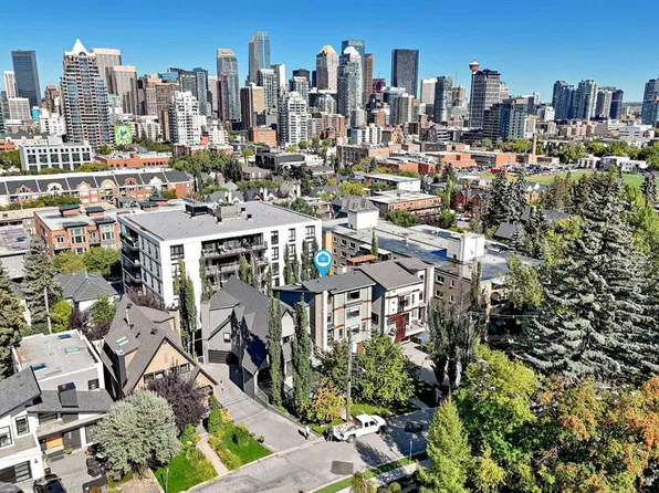 826 N Durham Ave SW, Calgary, AB T2T 5R2