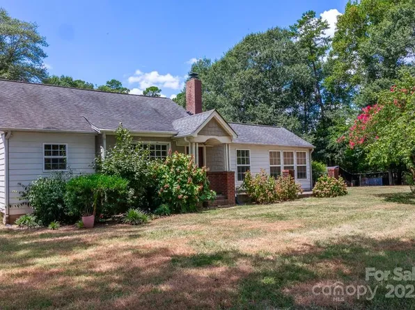 14131 Lucia Riverbend Hwy, Mount Holly, NC 28120