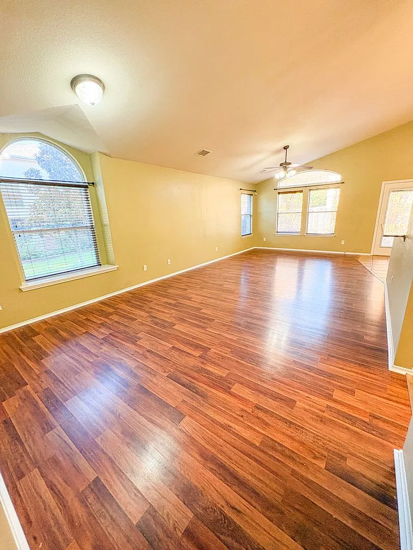 200 Off First Month's Rent!! 4 Bedroom, 2 Bathroom Home For Rent In Temple Tx / Belton Isd — Photo 4