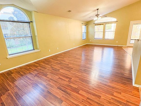 4th image of 228 Big Timber Dr