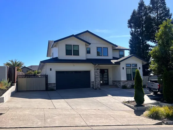 1990 Long Leaf Court, Santa Rosa, CA 95403