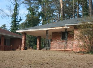 2313 Green Forrest Dr, Decatur, GA 30032