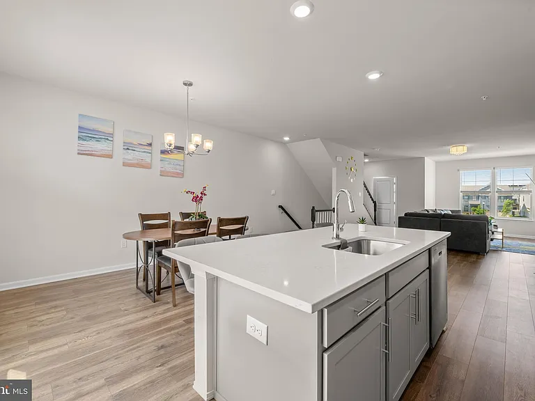 434 Herringbone Way — Photo 23