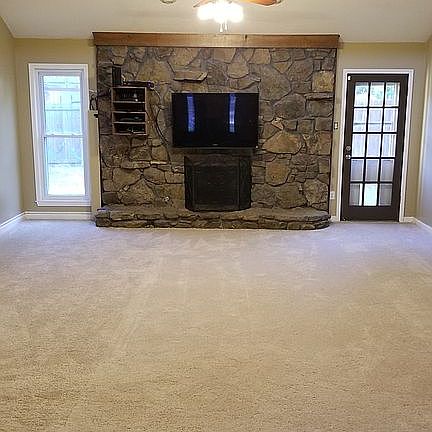 5th image of 2342 W Monica Dr