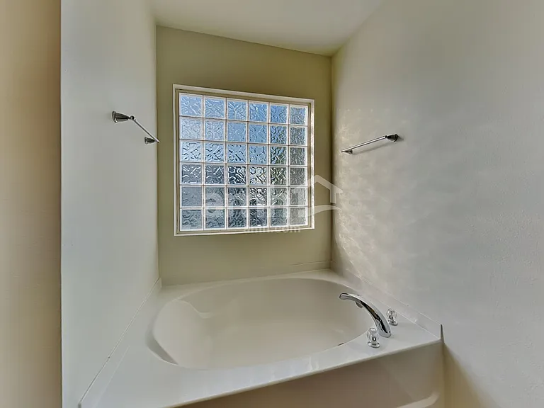 9023 Newfield St — Photo 13