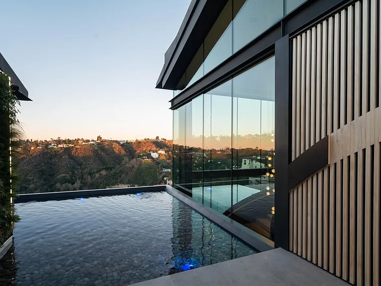 Bel Air Rd — Photo 8