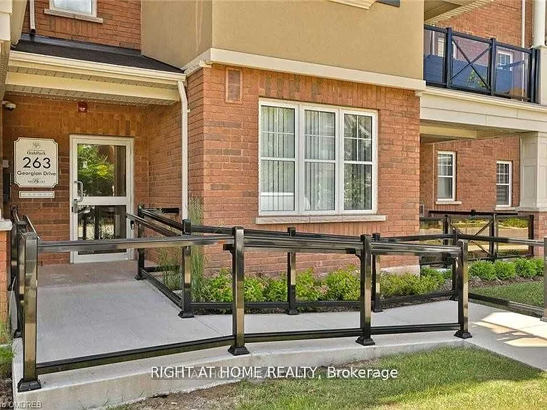 263 Georgian Dr #301 — Photo 29