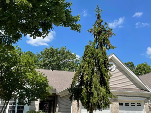 12 Shoal Rd, Jackson, NJ 08527