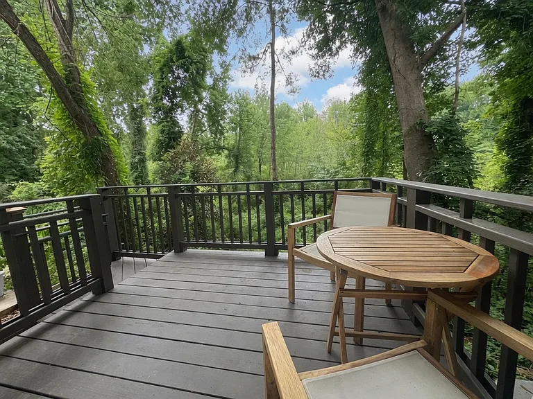 902 Creekside Dr #2 — Photo 26