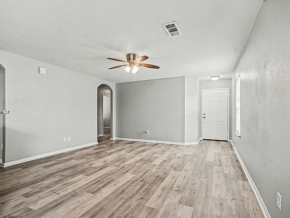 4th image of 5835 Golden Cove Rd