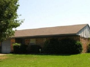 1711 Pecan Grove St, Tecumseh, OK 74873