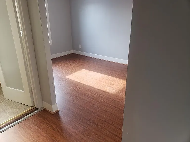Angle-Tyler Apartments — Photo 9