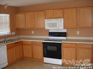 3rd image of 2119 Hollow Cir