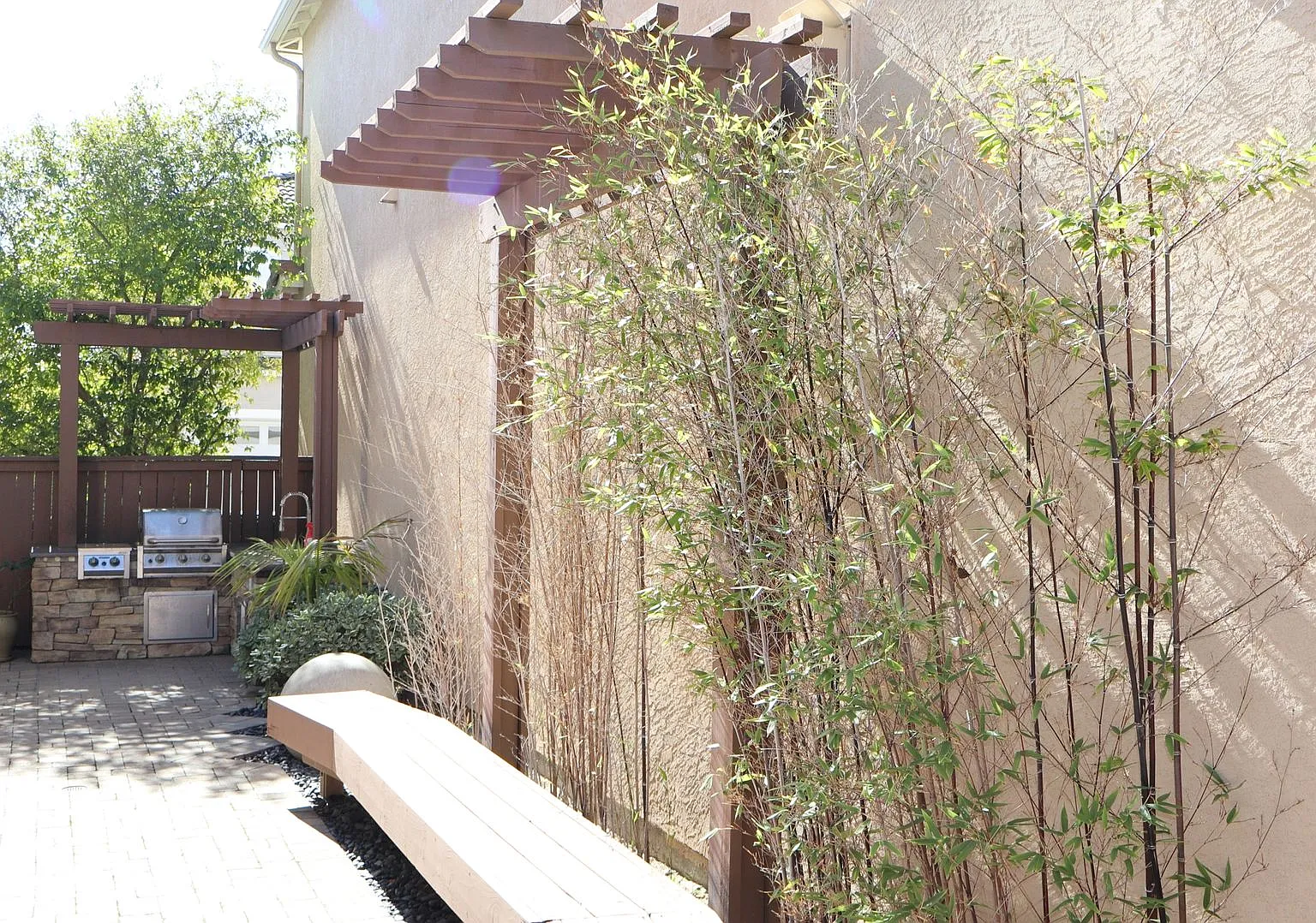 3 bedrooms 2.5 baths house in Eastlake- Chula Vista — Photo 3