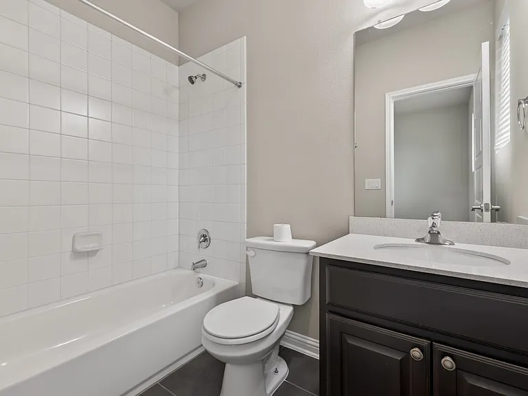 1501 Lawrence St — Photo 22