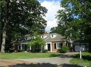 14 Westwood Forest Ln, Saint Louis, MO 63122