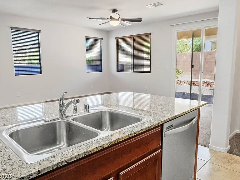 4032 Little Bay Ave — Photo 18