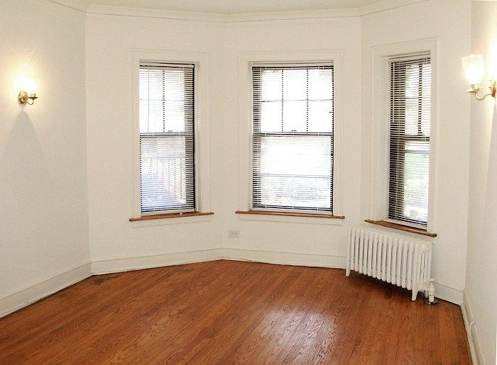 2nd image of 4429 N Winchester Ave APT 1A