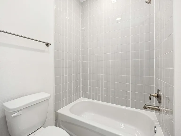 1307 Beachton St — Photo 26