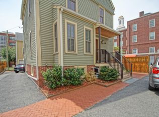 9 Trowbridge Pl #1, Cambridge, MA 02138