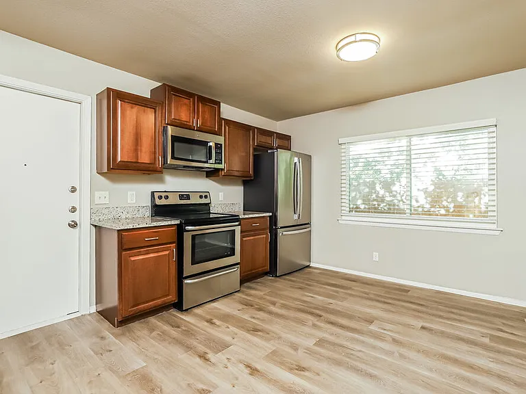 10614 Cherry Laurel — Photo 8