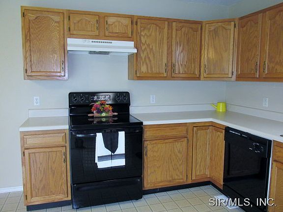 5th image of 1139 Hackberry Dr