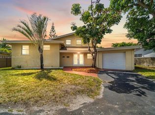 221 SW 31st Ave, Fort Lauderdale, FL 33312