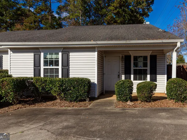 1701 Summerwoods Ln, Griffin, GA 30224