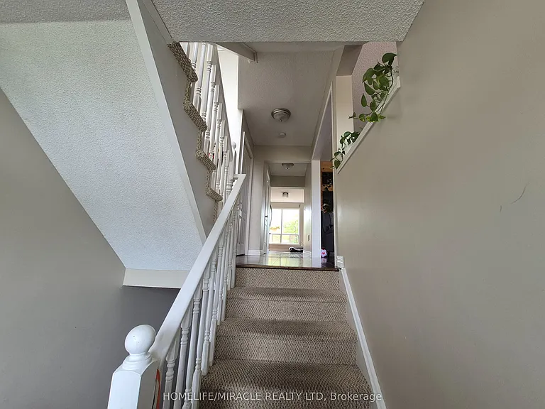 2237 Prescott Pl — Photo 4