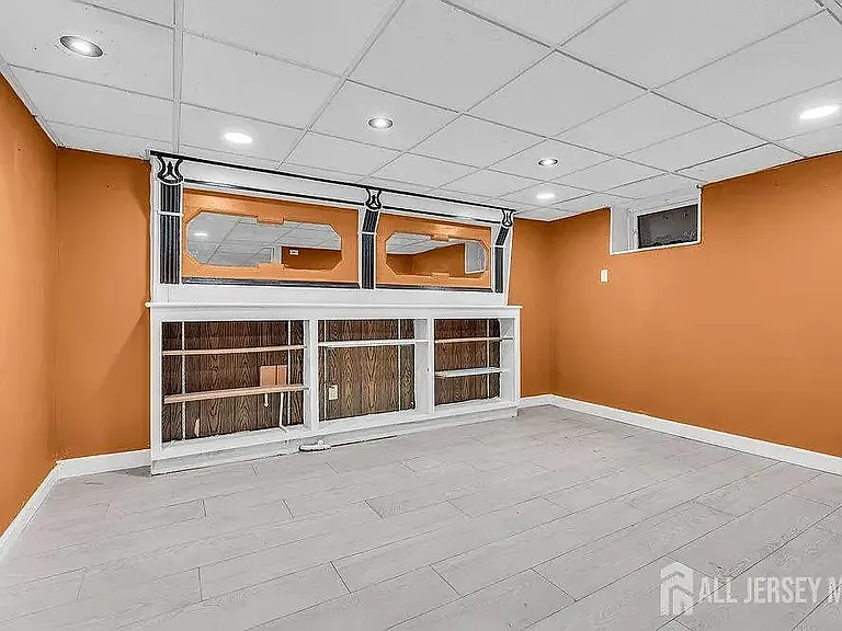 585 Noe Ave — Photo 20