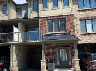 4 Workman Ln, Hamilton, ON L9G0H2