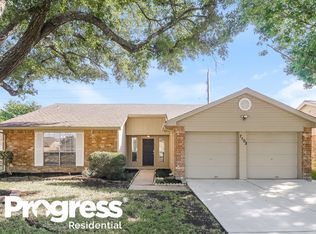 7102 Pickett Dr, Richmond, TX 77469