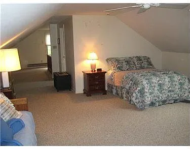 2342 Engelwood Dr photo 1