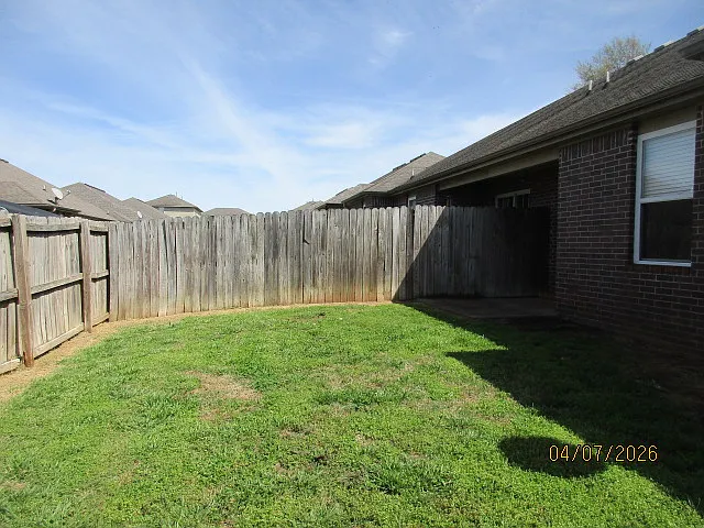 937 Oak Crossing Dr — Photo 25