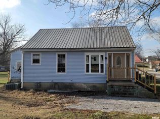 409 E Main St, Mcleansboro, IL 62859