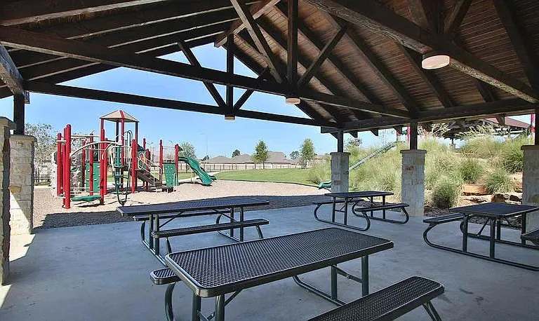 22526 Red Sparrow Dr — Photo 17
