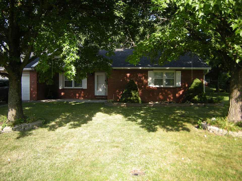 1st image of 621 Hawthorn St