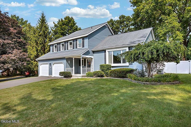 2nd image of 118 Southbury Road
